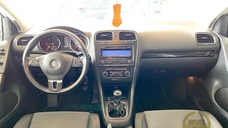Volkswagen Golf VI 2.0 TDi Confortline