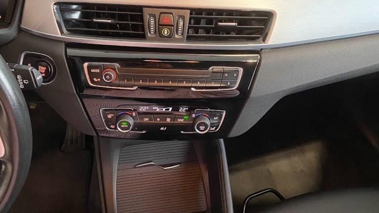 BMW S&eacute;rie X - X1 16d sDrive Muitos Extras