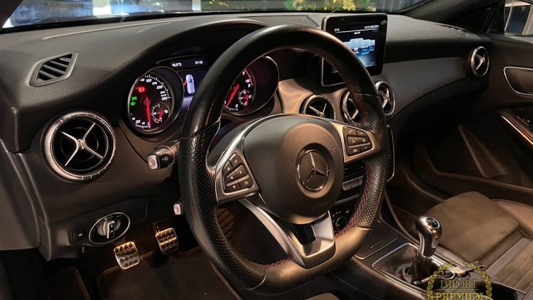 Mercedes-Benz Classe CLA 180 d AMG PACK NIGHT