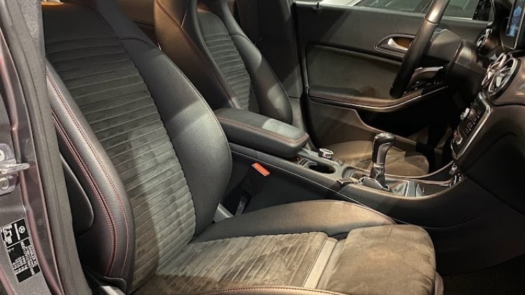 Mercedes-Benz Classe CLA 180 d AMG PACK NIGHT