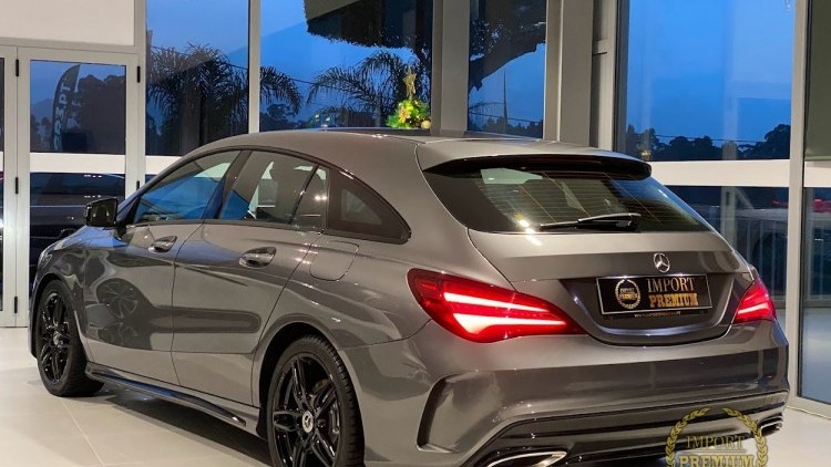 Mercedes-Benz Classe CLA 180 d AMG PACK NIGHT