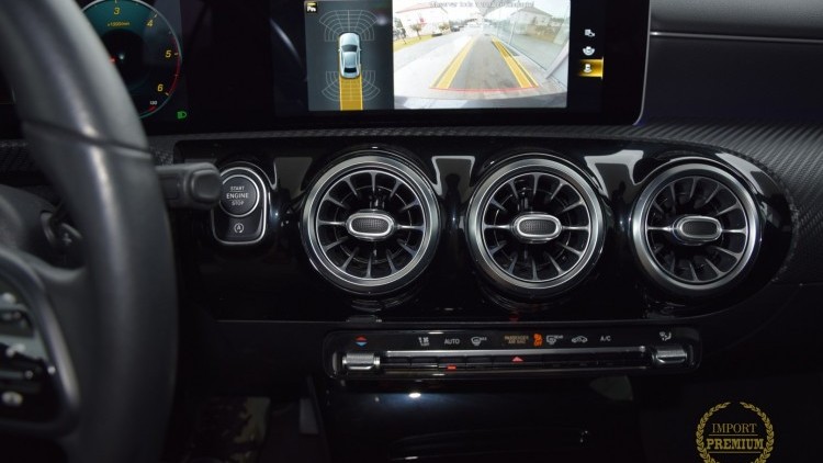 Mercedes-Benz Classe A 180 d Limousine LOOK A45s