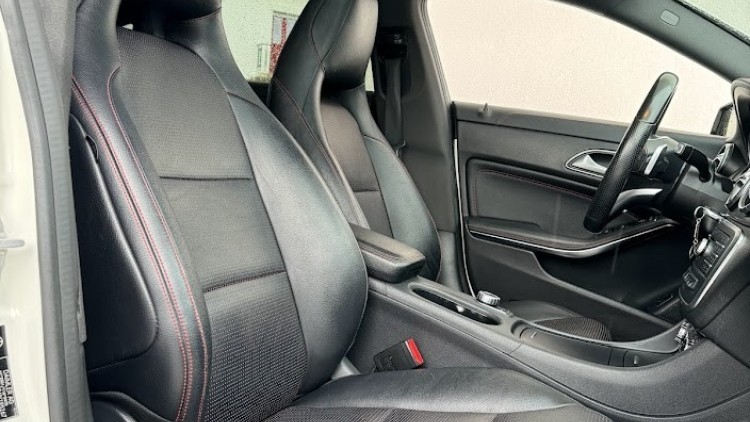 Mercedes-Benz Classe CLA 220 d Shooting Brake Amg Line Auto