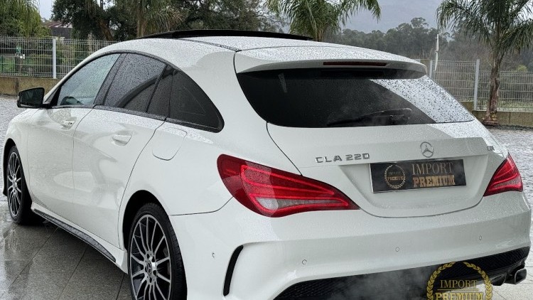 Mercedes-Benz Classe CLA 220 d Shooting Brake Amg Line Auto