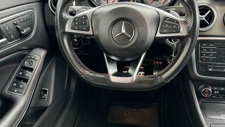 Mercedes-Benz Classe CLA 220 d Shooting Brake Amg Line Auto