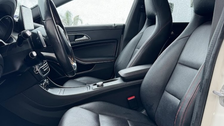 Mercedes-Benz Classe CLA 220 d Shooting Brake Amg Line Auto