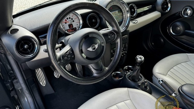 Mini Coup&eacute; Cooper SD