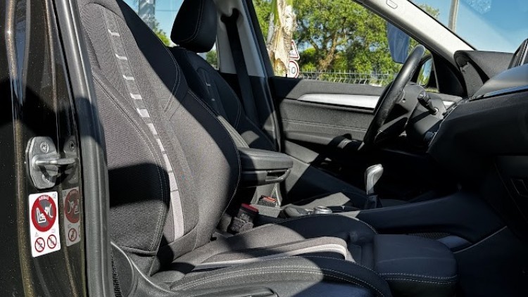 BMW S&eacute;rie X - X1 16d sDrive Line Sport