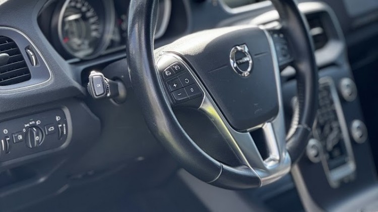 Volvo V40 Cross Country 2.0d D2 Kinetic