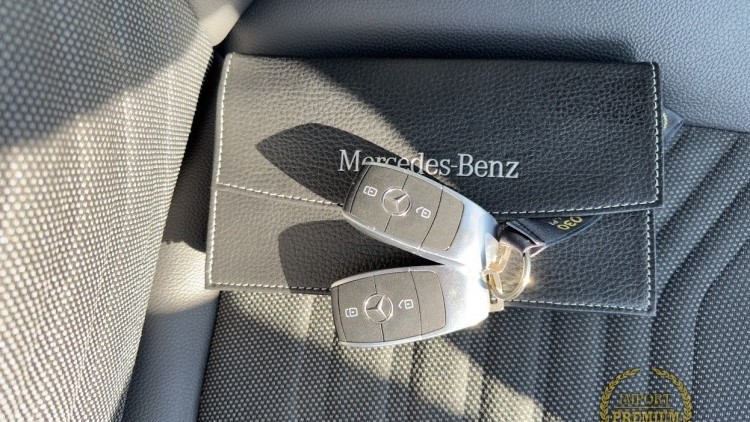 Mercedes-Benz Classe A 200 i Aut