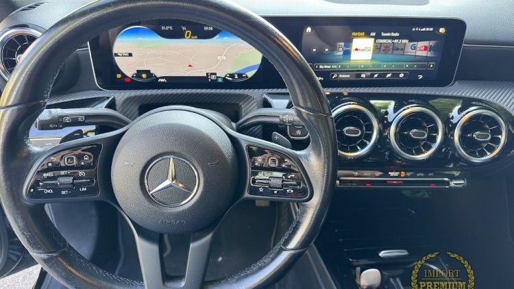 Mercedes-Benz Classe A 200 i Aut