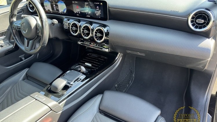 Mercedes-Benz Classe A 200 i Aut