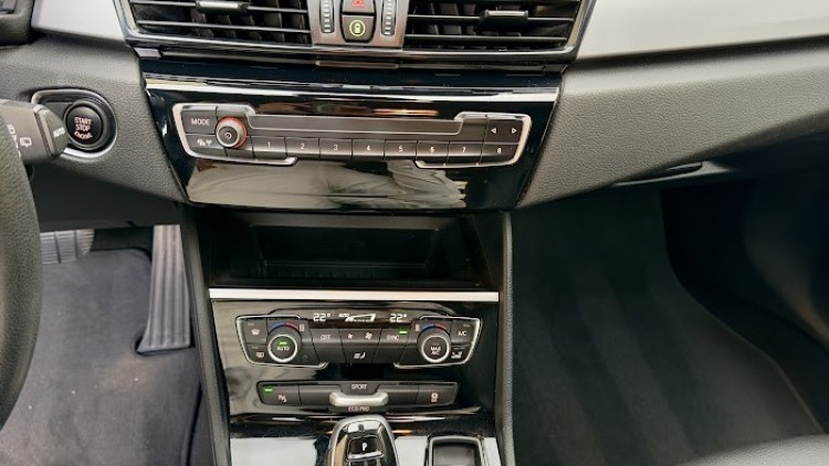 BMW S&eacute;rie 2 - 216 d Gran Tourer 7L AUT.