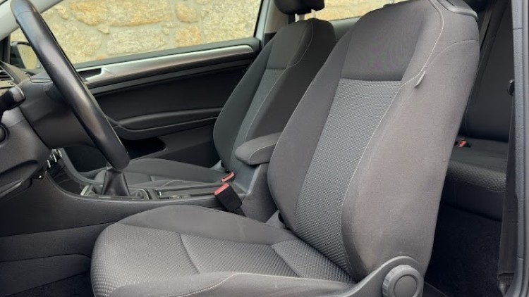 Volkswagen Golf 7.5 1.0 TSI Confortline