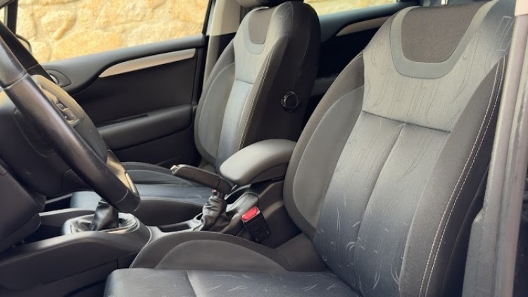 Citro&euml;n C4 e-HDI 115cv DESCONTO