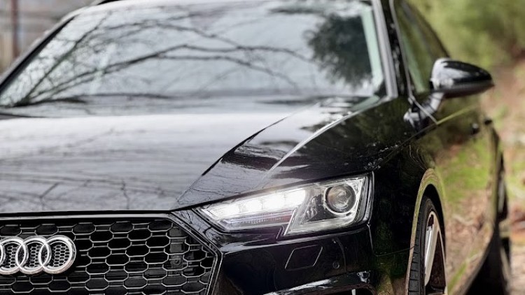 Audi A4 Avant 35 TDi Kit RS4