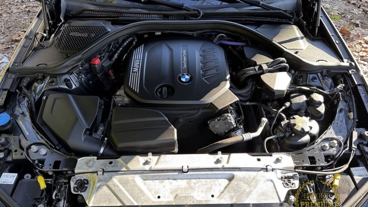 BMW S&eacute;rie 3 - 320 d Touring Line SPORT