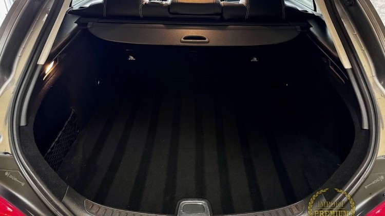 Mercedes-Benz Classe CLA 200 d Shooting Brake Urban Aut.
