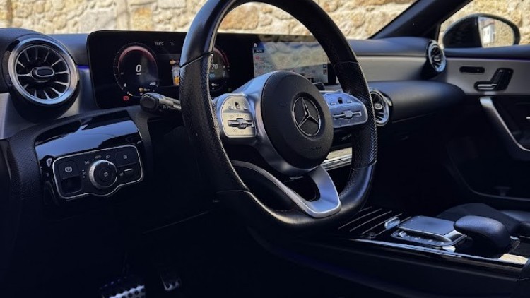 Mercedes-Benz Classe A 250 e Limousine AMG