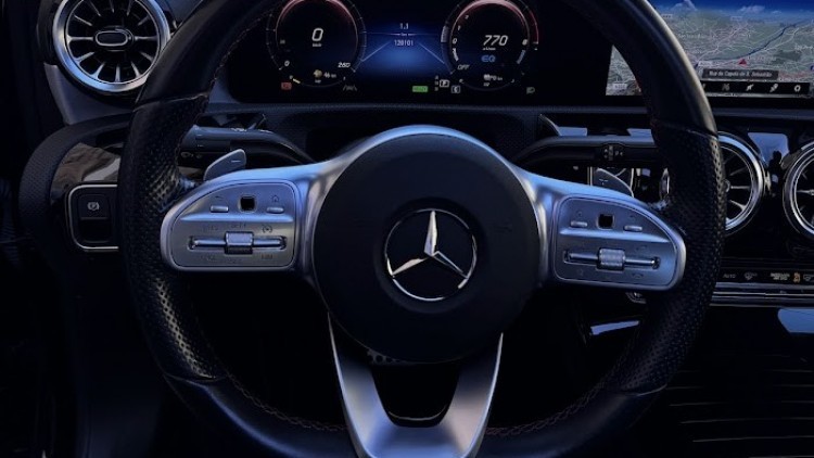 Mercedes-Benz Classe A 250 e Limousine AMG