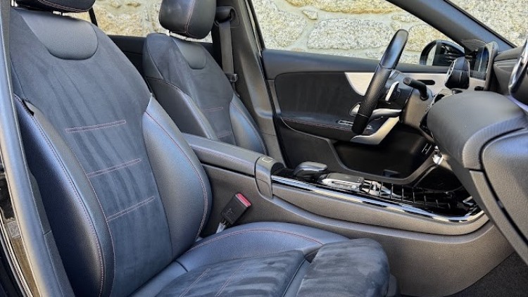 Mercedes-Benz Classe A 250 e Limousine AMG