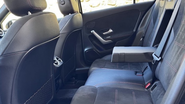 Mercedes-Benz Classe A 250 e Limousine AMG