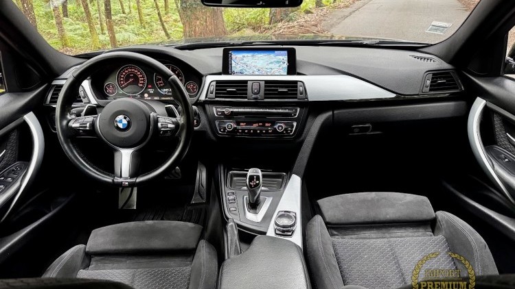 BMW S&eacute;rie 3 - 325 d Pack M Performance (PARTICULAR)