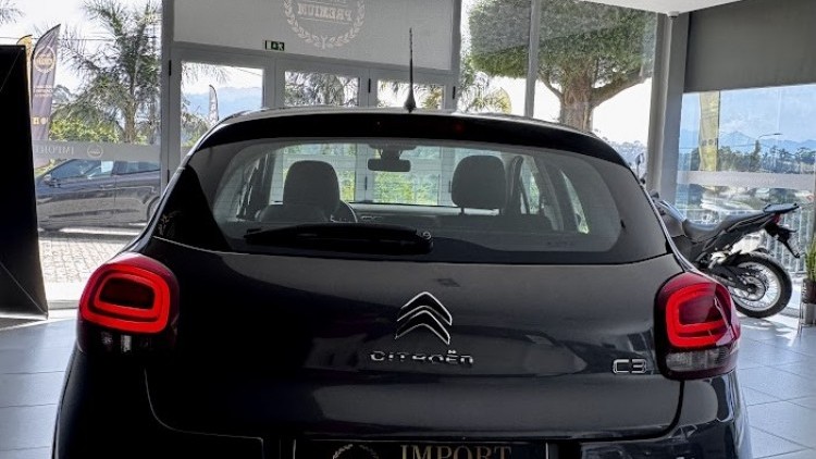 Citro&euml;n C3 1.2 PureTech Shine EAT6