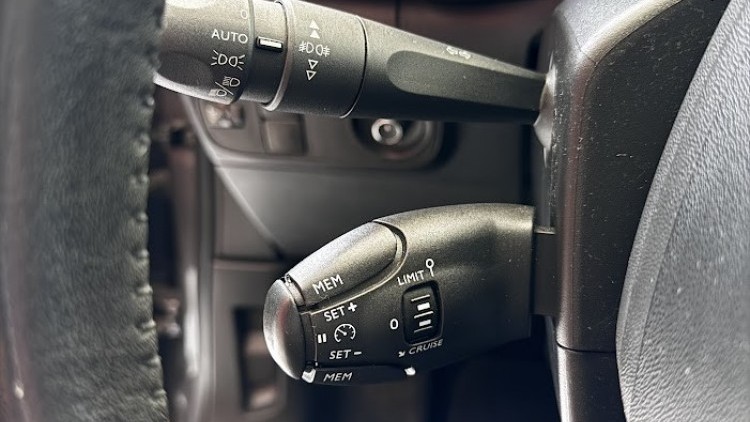 Citro&euml;n C3 1.2 PureTech Shine EAT6