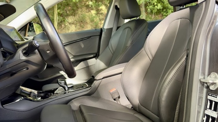 BMW S&eacute;rie 2 - 218 i Gran Coupe Pack M interior