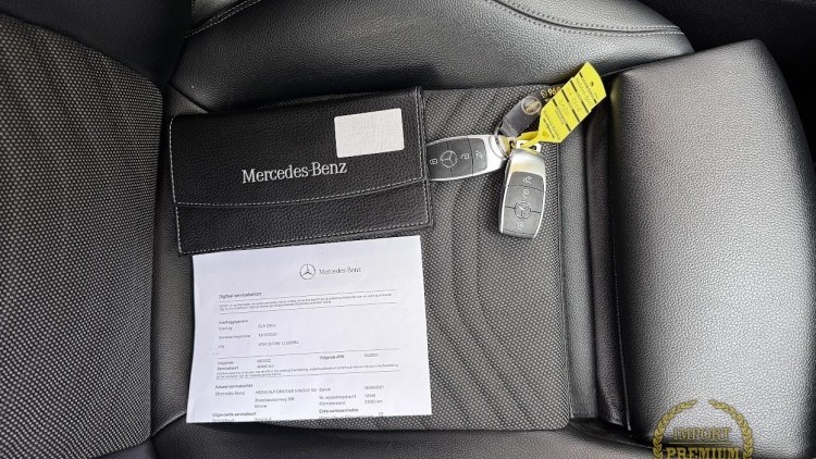 Mercedes-Benz Classe GLA 250 e Progressive