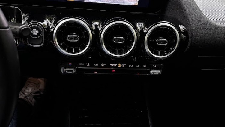 Mercedes-Benz Classe GLA 250 e Progressive