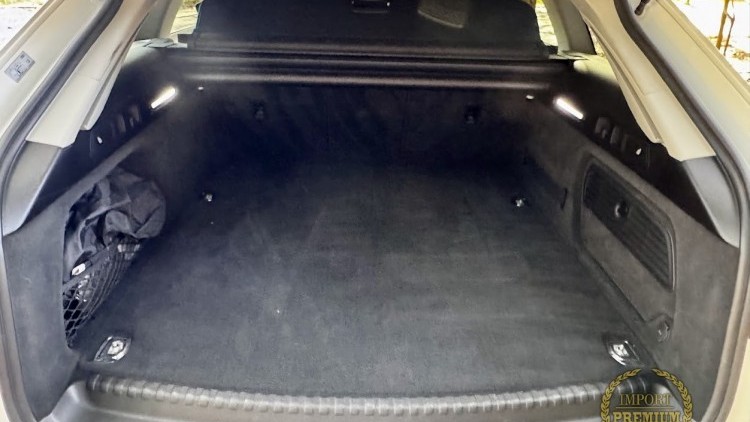 Audi A6 Avant 55 TFSIe Quattro S-line