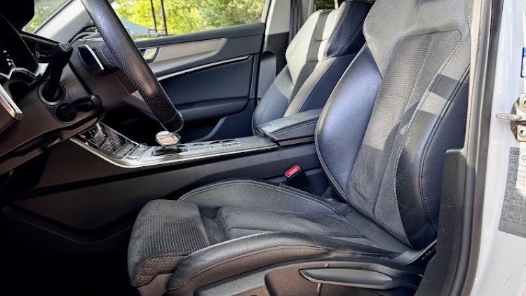 Audi A6 Avant 55 TFSIe Quattro S-line