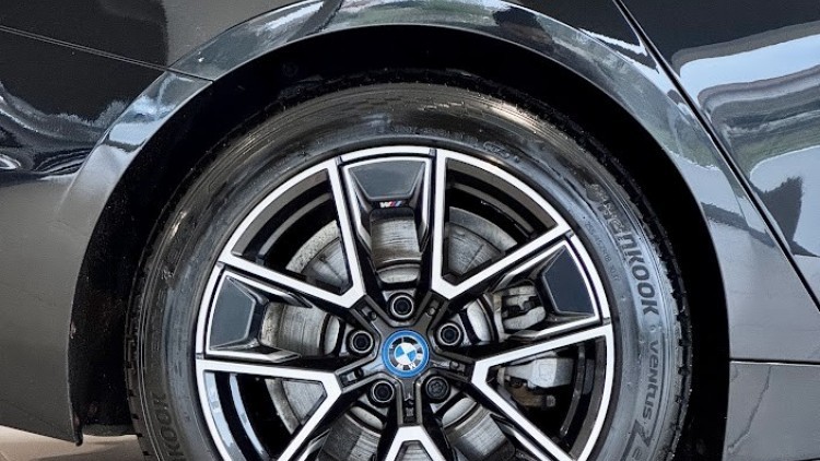 BMW S&eacute;rie i - i4 eDrive40 Pack Desportivo M