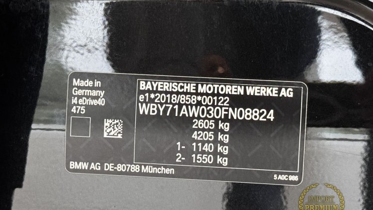 BMW S&eacute;rie i - i4 eDrive40 Pack Desportivo M
