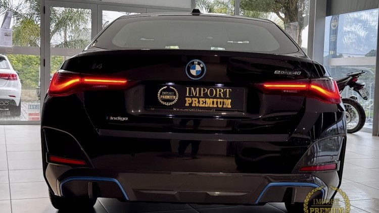 BMW S&eacute;rie i - i4 eDrive40 Pack Desportivo M