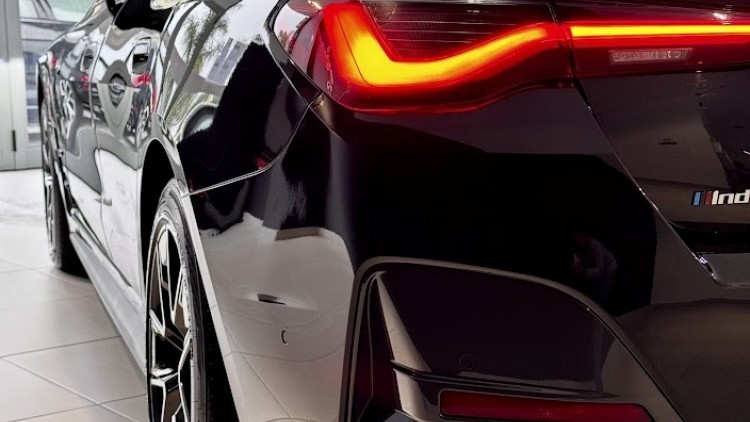 BMW S&eacute;rie i - i4 eDrive40 Pack Desportivo M