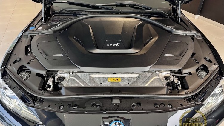 BMW S&eacute;rie i - i4 eDrive40 Pack Desportivo M