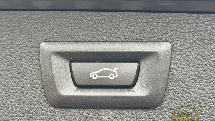 BMW S&eacute;rie 3 - 320 d Touring Modern