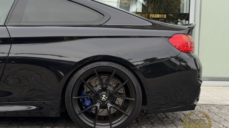 BMW S&eacute;rie M - M4 DKG