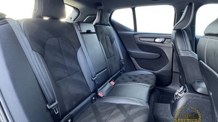 Volvo XC40 1.5 T4 PHEV R-DESIGN