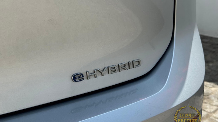 Volkswagen Golf 1.4 TSI e-Hybrid DSG