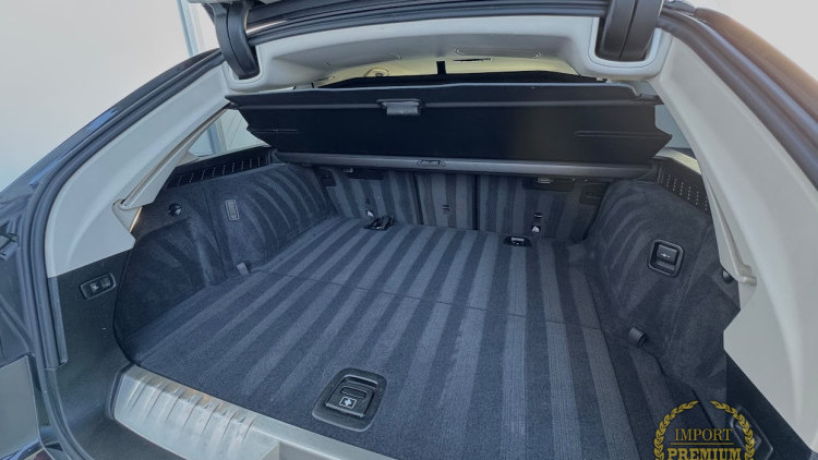 BMW S&eacute;rie 5 - 520 e Touring Luxury