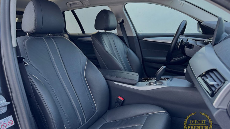 BMW S&eacute;rie 5 - 520 e Touring Luxury