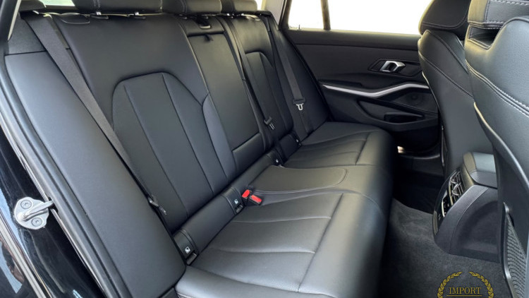 BMW S&eacute;rie 3 - 320 e Touring Line SPORT
