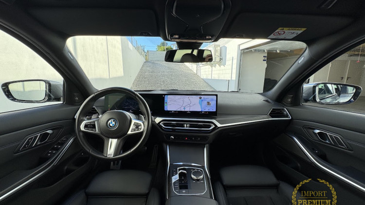 BMW S&eacute;rie 3 - 330 e Touring PACK M
