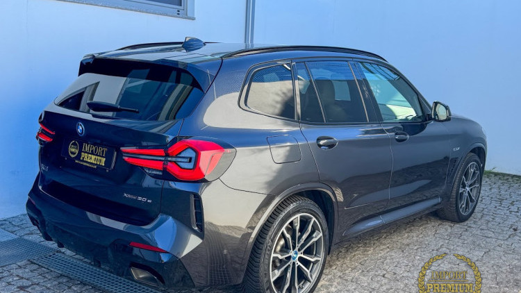 BMW S&eacute;rie X - X3 30e xDrive Pack M