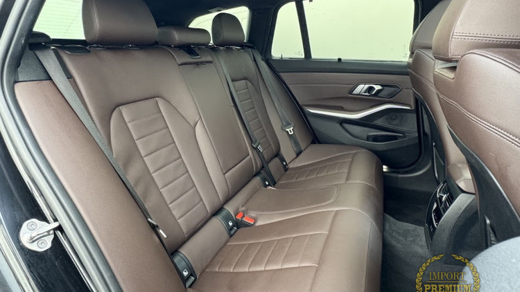 BMW S&eacute;rie 3 - 320 e Touring Pack M Full Extras