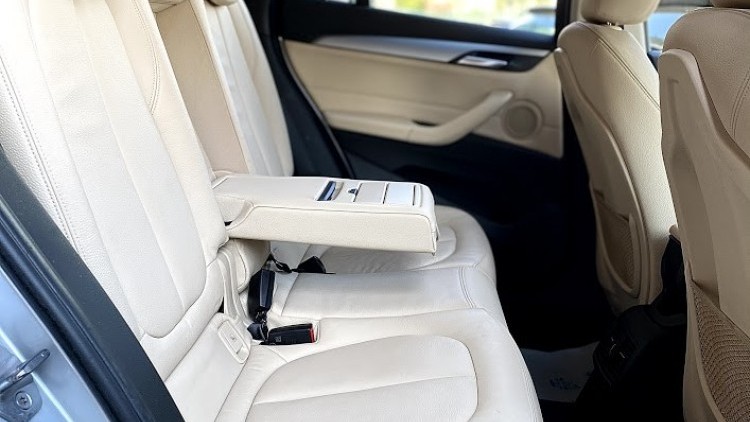 BMW S&eacute;rie X - X1 16d sDrive Muitos Extras